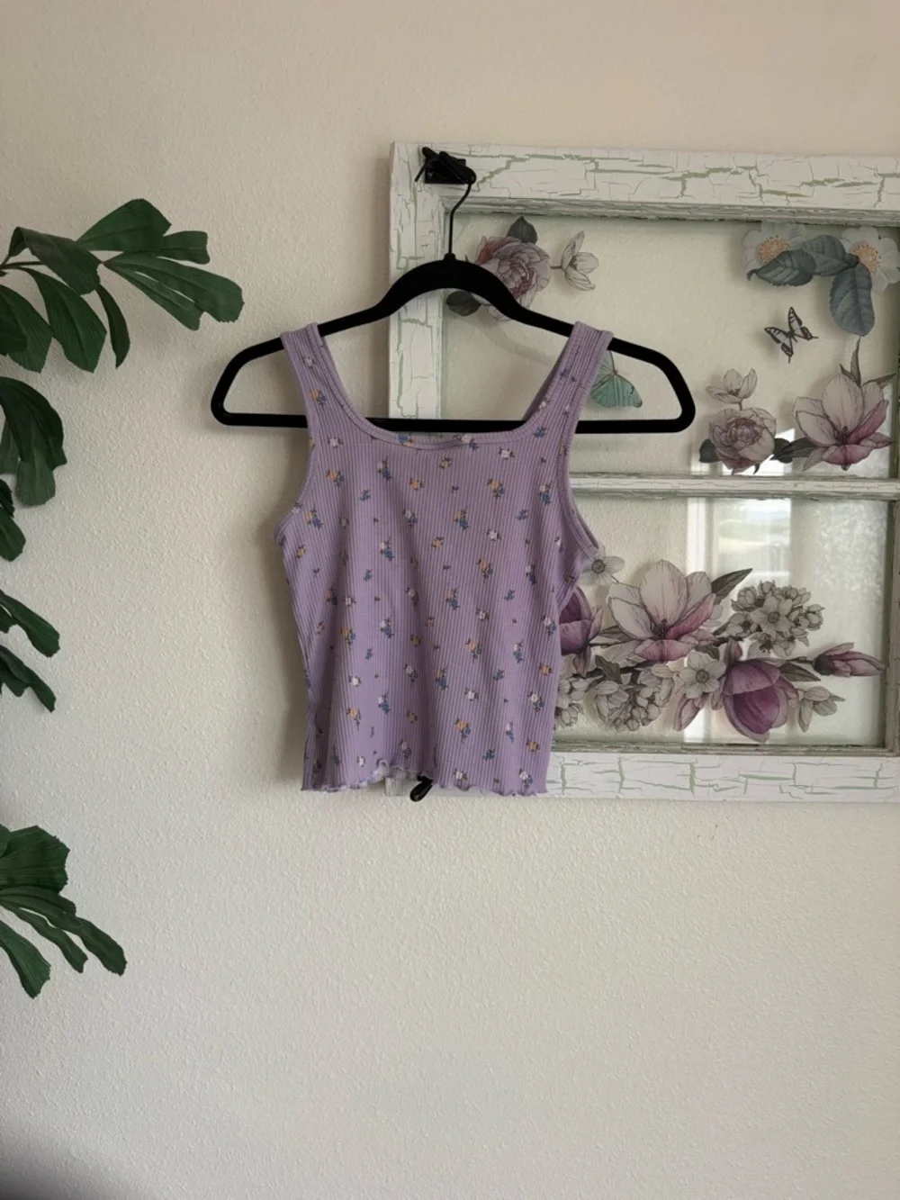 Old Navy girls Lavender Floral Ribbed Tank Top size L (10-12)